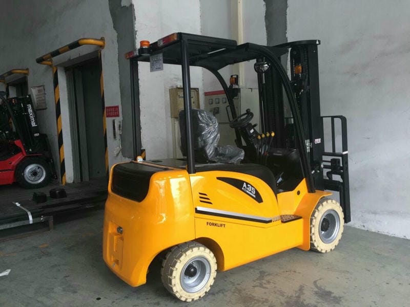 Maximal - chiều cao khi trụ nâng ở vị trí thấp nhất Maximal Xe