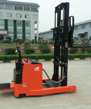 Xe Nâng Điện 1 Tấn - 1,5 Tấn Điều Chỉnh Độ Rộng Càngxenangliuli18 e1532808424797
