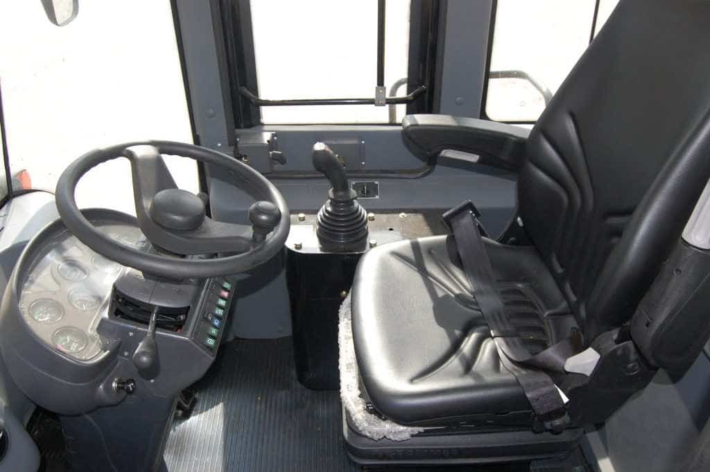 Xúc lật Kanghong, model ZL18 cho chế biến nông sản