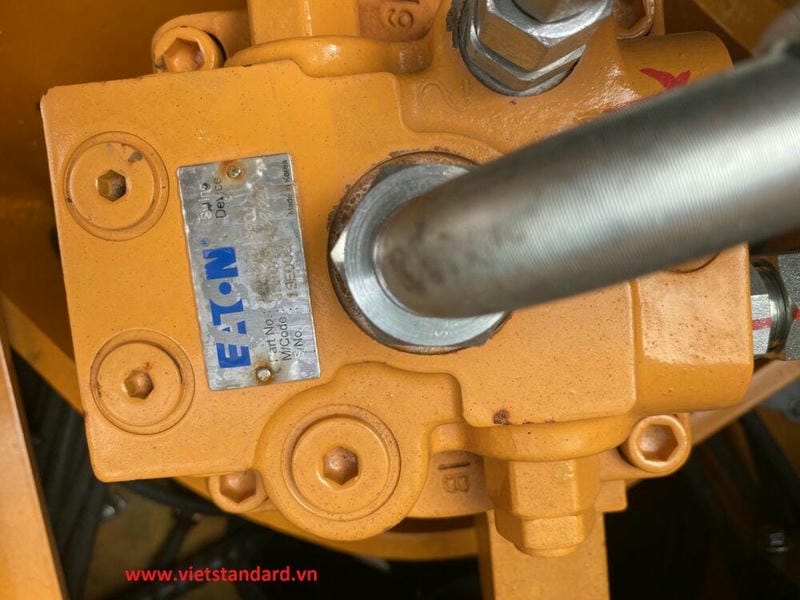 Mô tơ quay toa EATON của XINIU