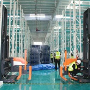 Xe Nâng VNA 1.2 - 1.6 Tấn 1800 mm Pin Lithium - Các Lĩnh Vực Ứng