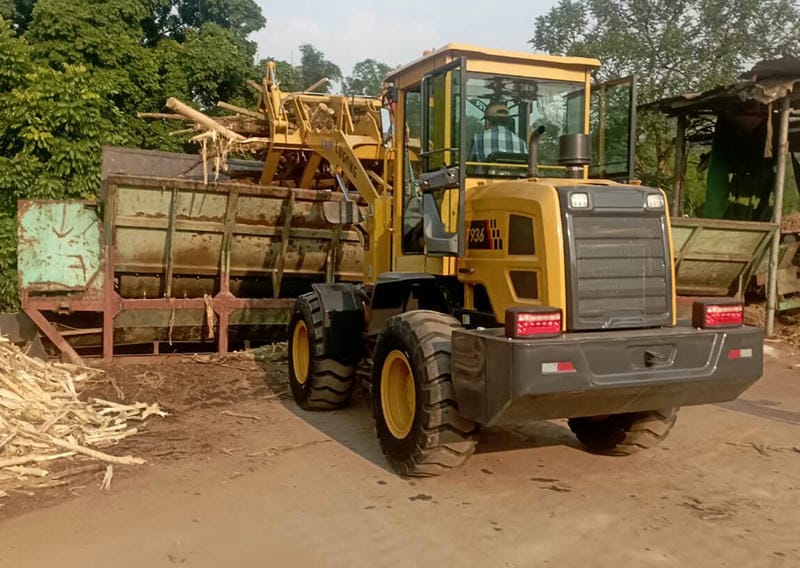 Máy xúc lật mini gầu 0.8m3 số tự động