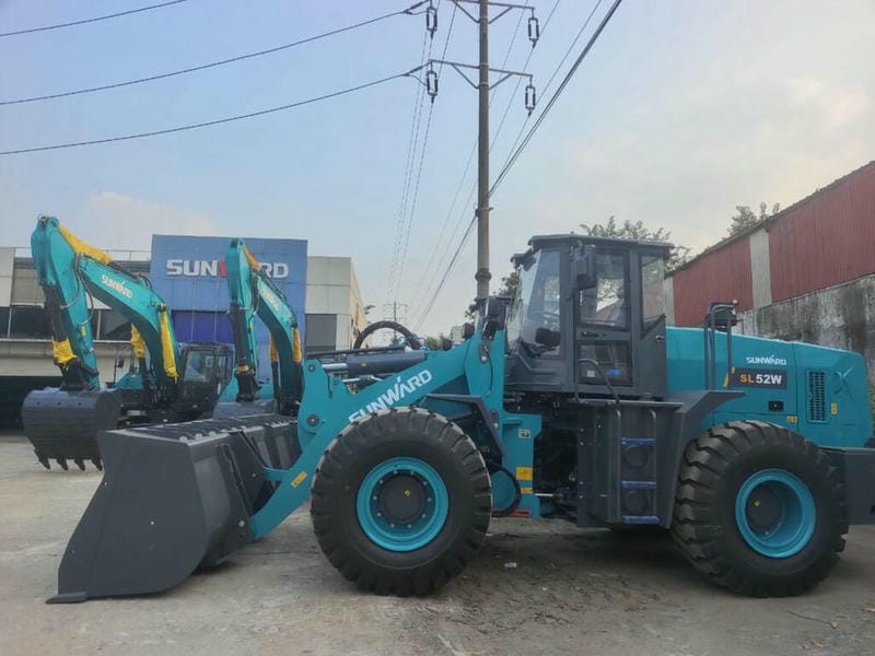 Gia Xe Xuc Lat SUNWARD SL52W 35 m3