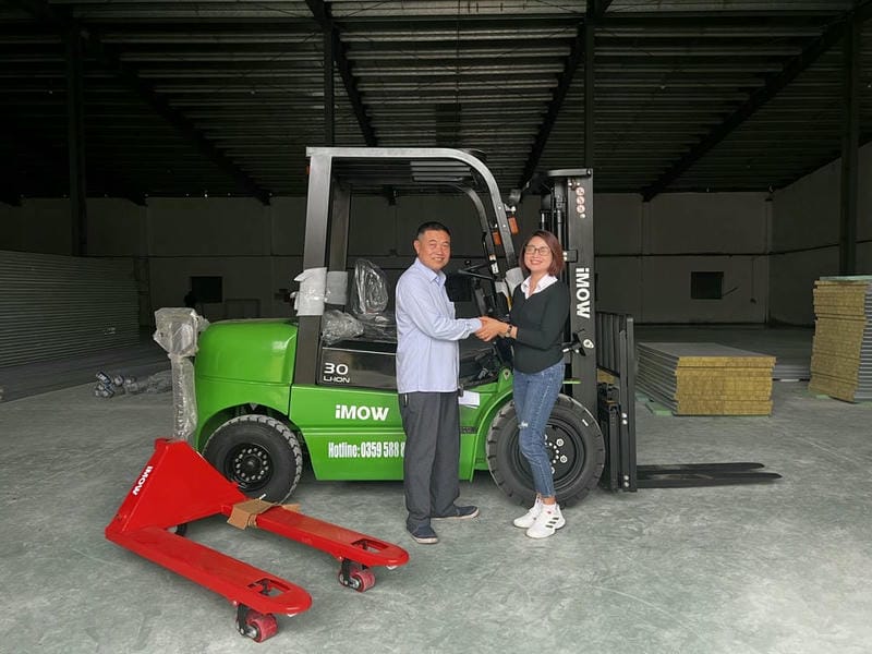 Xe nâng điện Li ion iMOW 3 tấn