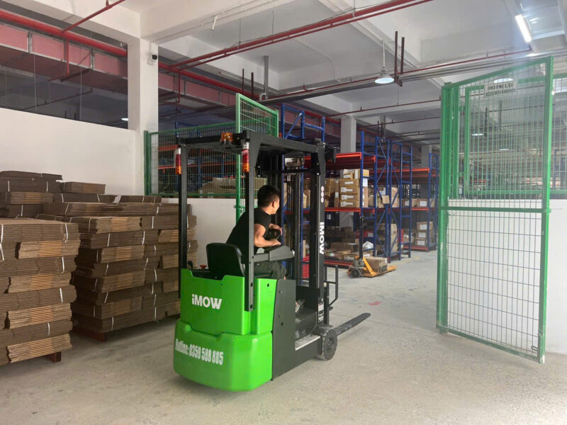 Xe Nâng điện 1 Tấn 3 Bánh Efs101 Imow