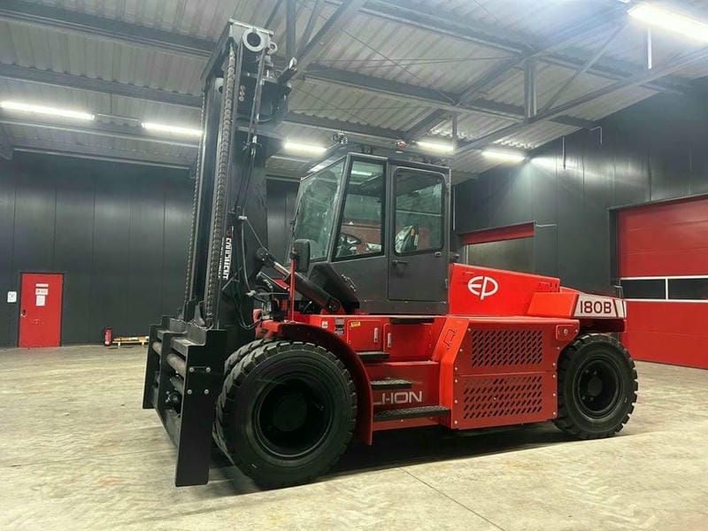 Xe nang dien 18 tan Li ion EP EFL180B 1