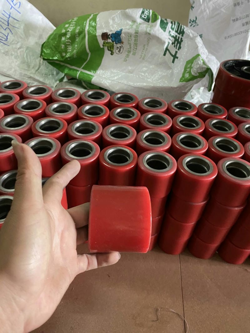 Kho lạnh cần bánh có độ bám ổn định trong điều kiện nhiệt thấp