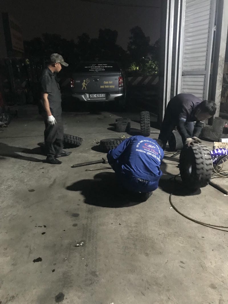 Bảo dưỡng và sửa chữa xe nâng