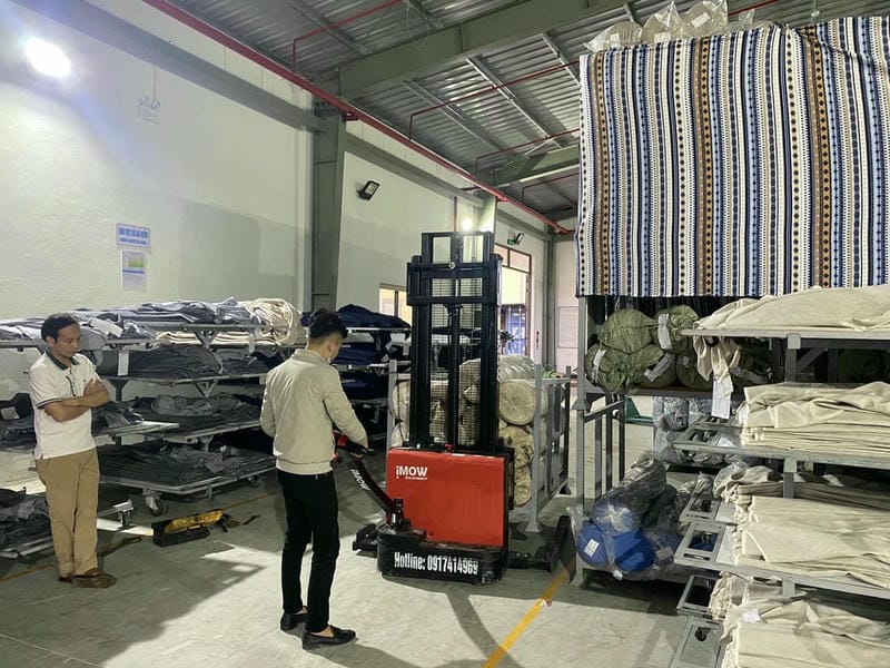 Xe Nâng Điện 1.2 Tấn Stacker Esa121 15