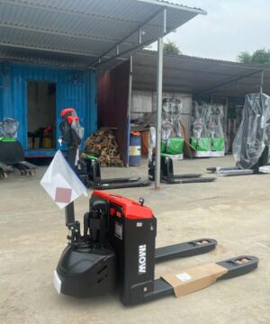Xe Nâng Tay Điện 3 Tấn Pallet Truck EPA301 Nâng Cao 200mmXe Nâng Tay Điện 3 Tấn Pallet Truck Epa301 Nâng Cao 200mm 1