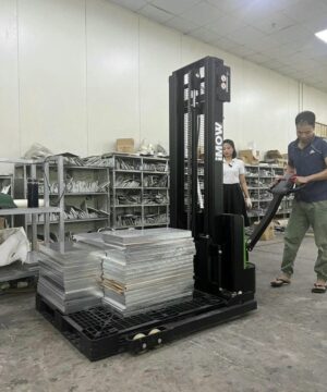 Xe Nâng Tay Điện 1.2 Tấn Stacker Esd122 Ep Equipment