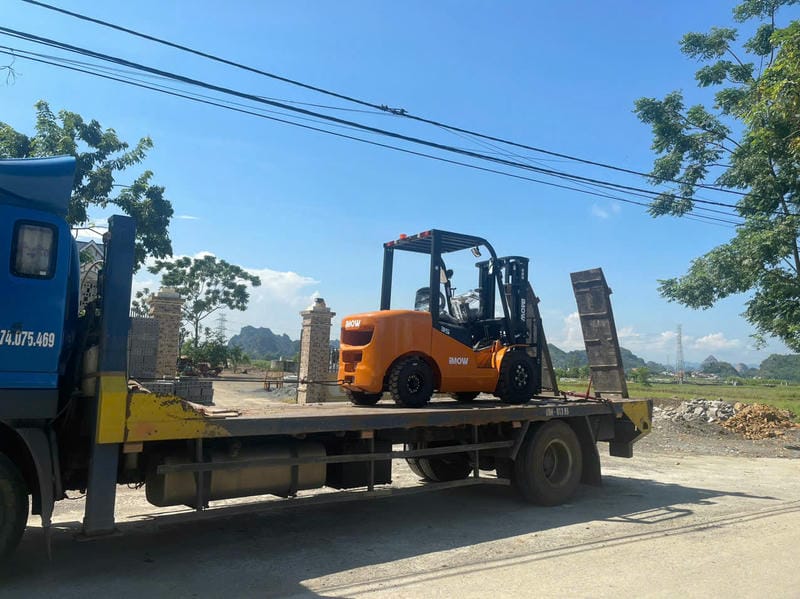 Xe Nâng Dầu 3.5 Tấn Imow 1