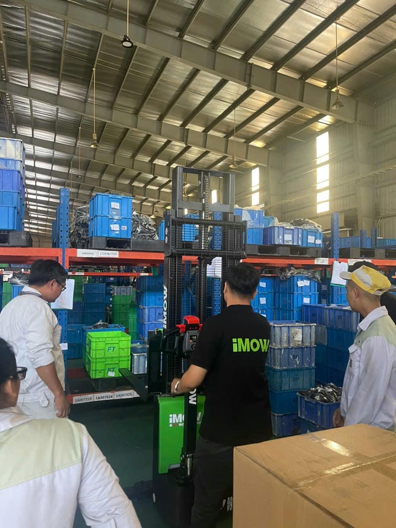 Xe Nâng Tay điện Cao