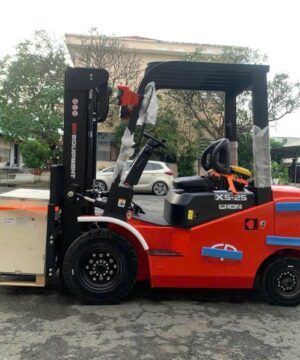 Xe Nâng Điện Lithium 2.5 Tấn Efx5-251 80v280ah