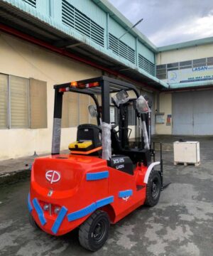 Xe Nâng Điện Lithium 2.5 Tấn Efx5-251 80v280ah 8