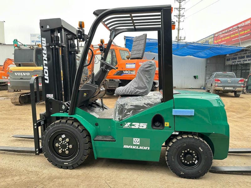 Chiều cao nâng tiêu chuẩn xe nâng dầu 3 tấn