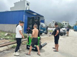 Xe Nâng điện đứng Lái Stacker Imow 3