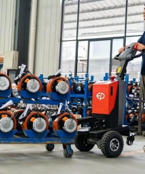 Xe Điện Kéo Hàng 1.5 Tấn Qdd15t Pin Lithium