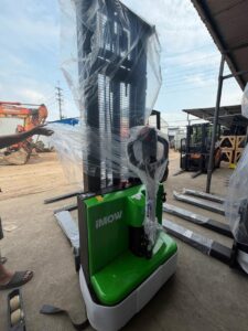 Xe dầu phù hợp ngoài trời, bãi hàng và ca làm dài
