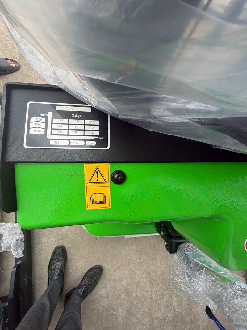 Xe Nâng Điện Stacker 1.5 Tấn Ds4 Pin Lithiumagm Nâng 3.9m 4