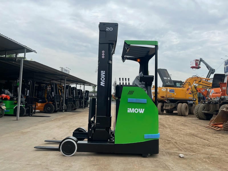 Xe Nâng Reach Truck 2