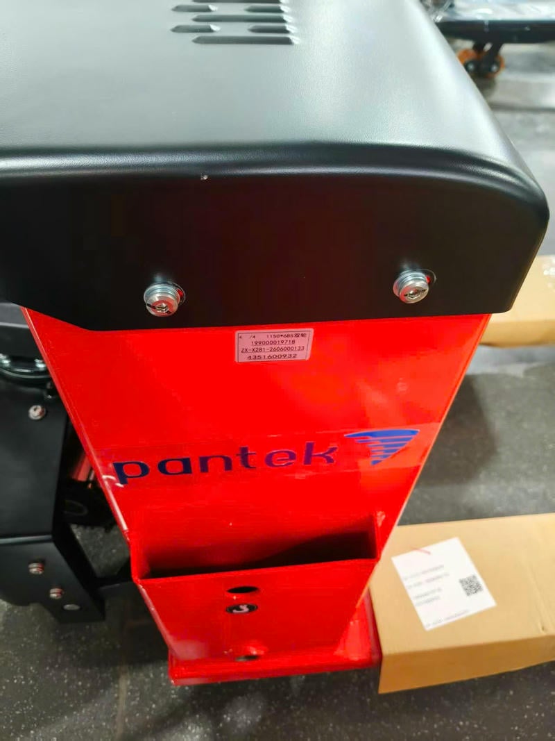 Xe Nâng Tay Điện 3 Tấn Pantek MN-01 Nguồn 48V/30Ah