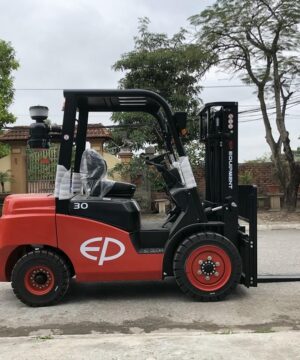 Xe Nâng Dầu 3 Tấn Cpcd30t8 Nâng Cao 6m Mitsubishixinchai 5