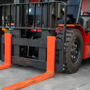 Xe nâng Mitsubishi FD20 Tải Trọng 2.0T Nâng Cao 3000mm