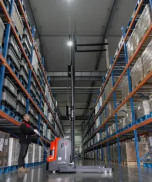 Xe Nâng Điện Đứng Lái 1.2 Tấn WSA121-D EP Nâng 5.5 m Pin Lithium