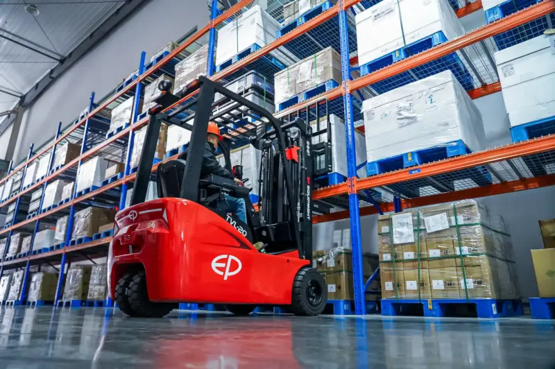 Bảng thông số TVL163 hiển thị EPM và thiết kế nâng 6m